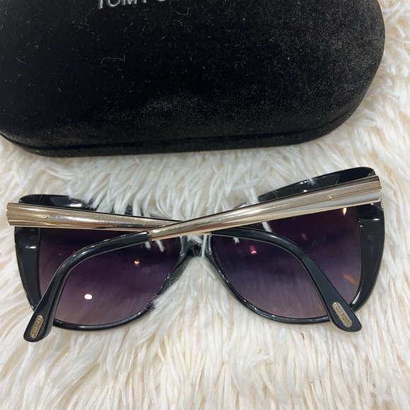 Tom Ford ‘Reveka’ Sunglasses in Havana - Picture 4 of 10